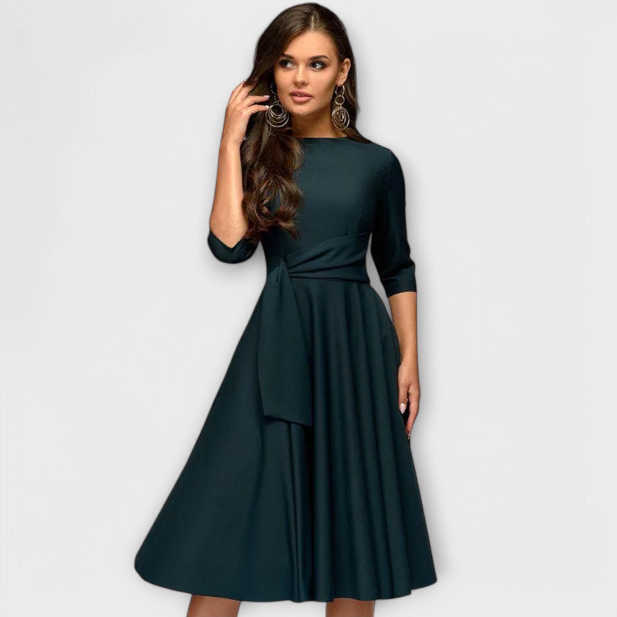 Milena | Elegantní šaty typu swing s páskem